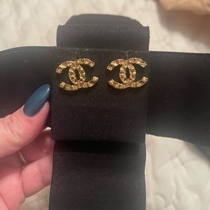 Chanel CC earrings